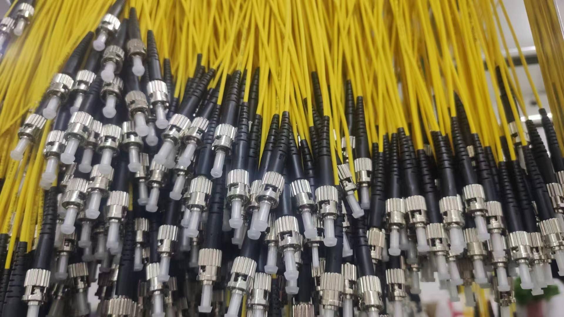 Pre terminated fiber optic cable assemblies manufacturer